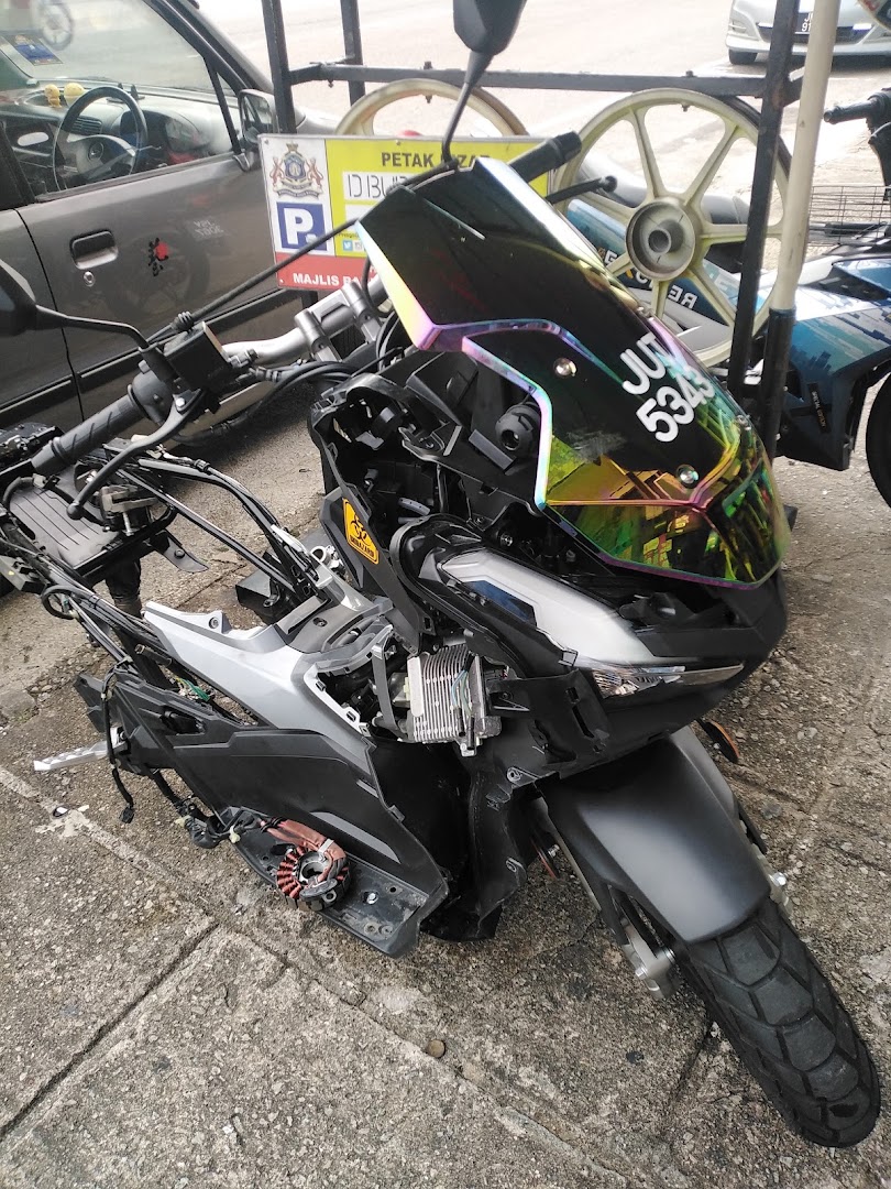 Castrol Bike Point - D Budget motor enterprise — photo 2