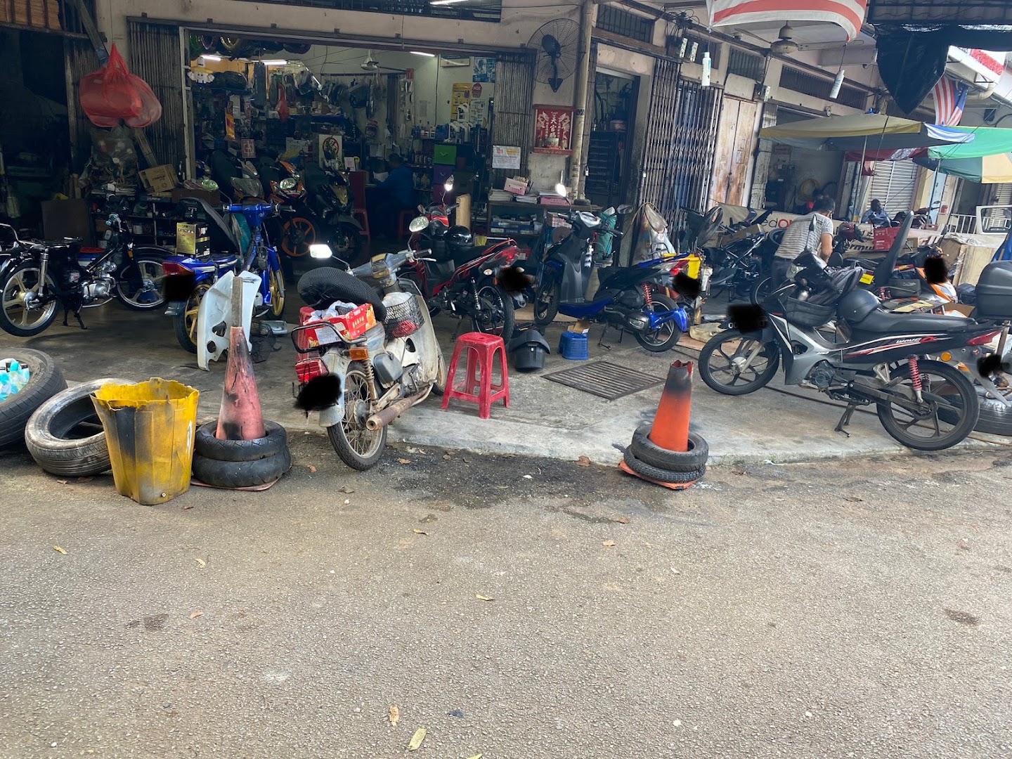 Sharikat Lit Soon Motor — photo 3