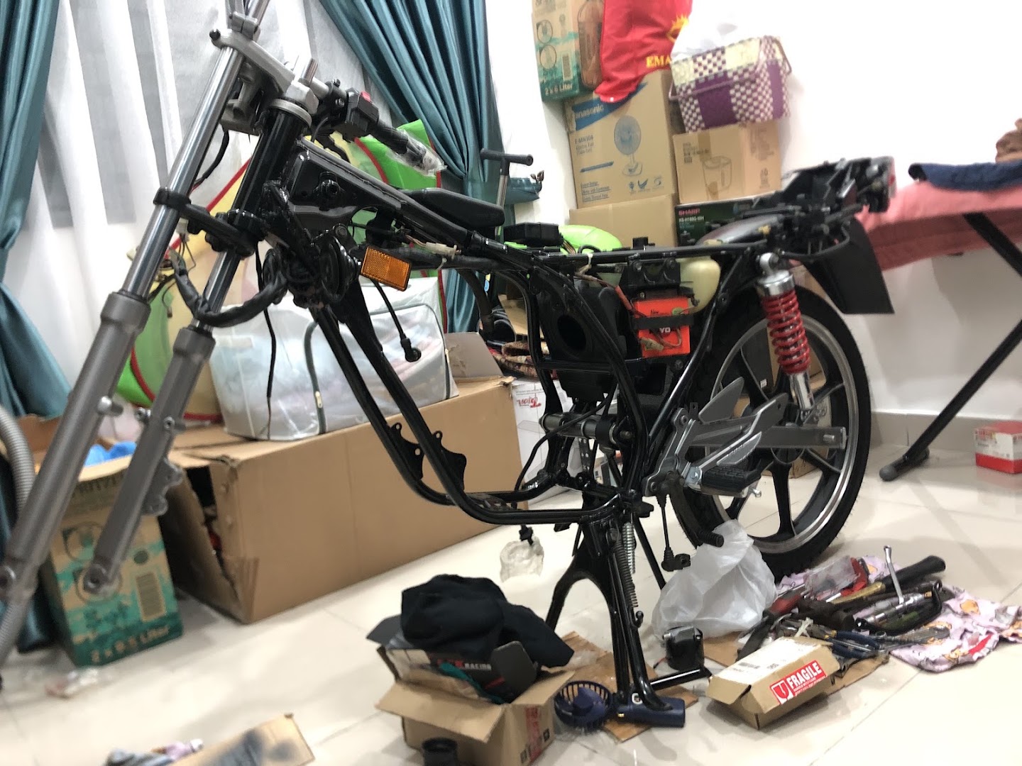 HY garage — photo 2