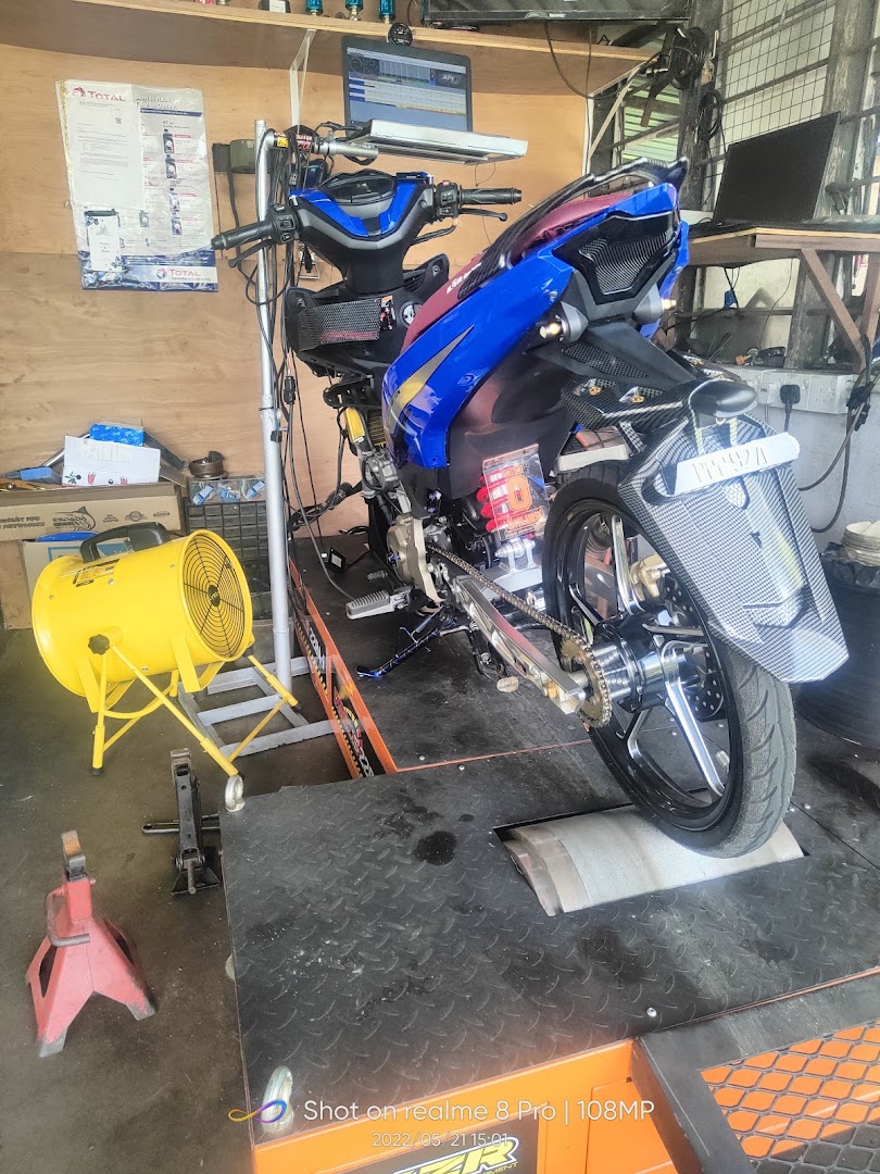 Smr Racing in Kota Sarang Semut