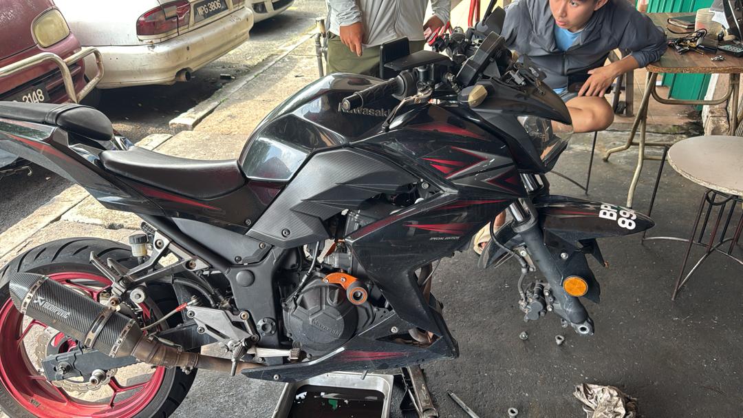 Kedai Motor Meng Keong — photo 2