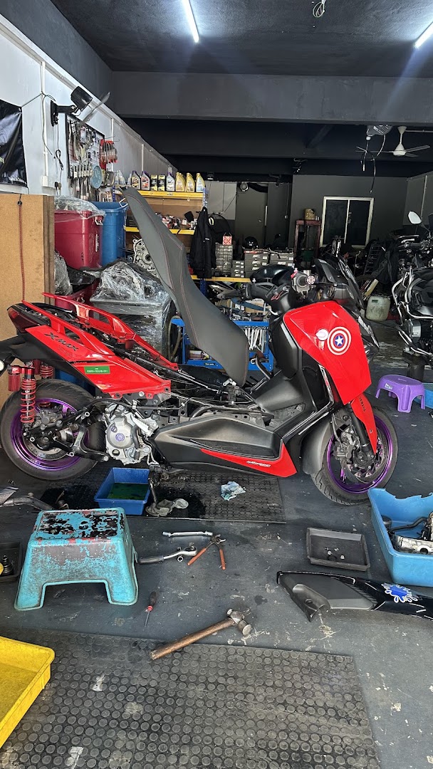 Garage #13 in Kuala Lumpur