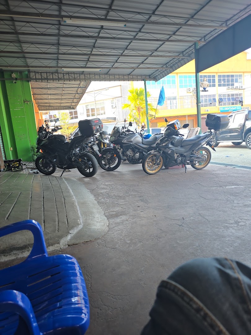 AMS MOTOWORKS @KEDAI CIKGU FARID — photo 4