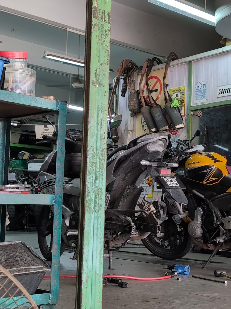 AMS MOTOWORKS @KEDAI CIKGU FARID — photo 5