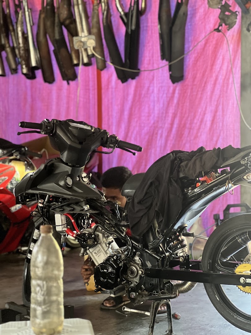 GEMOKs GARAGE — photo 3