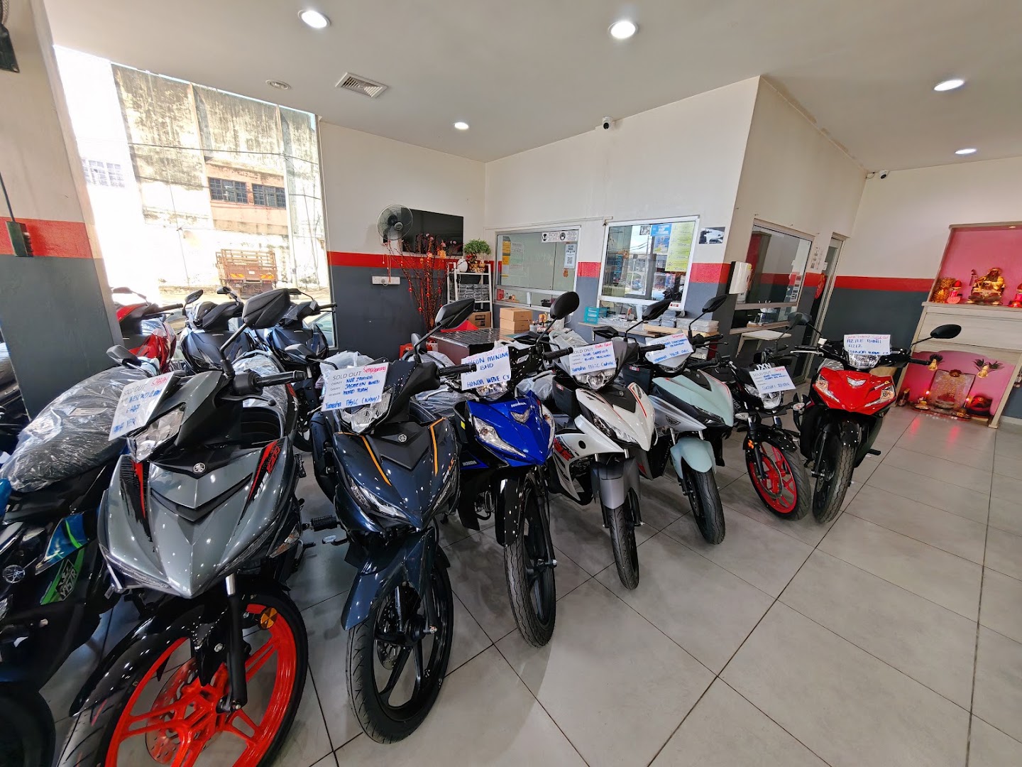 KOK HWA MOTOR SALES & SERVICES (CHAAH) — photo 3