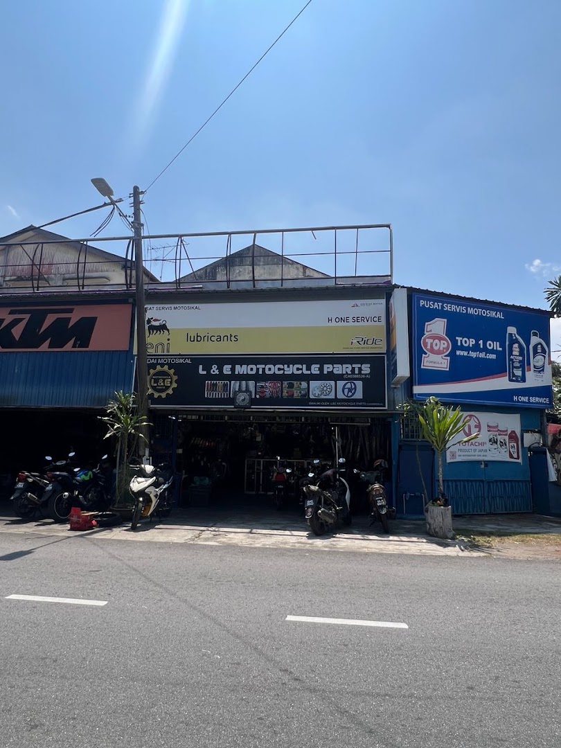 L&E MOTOCYCLE PARTS in Klang