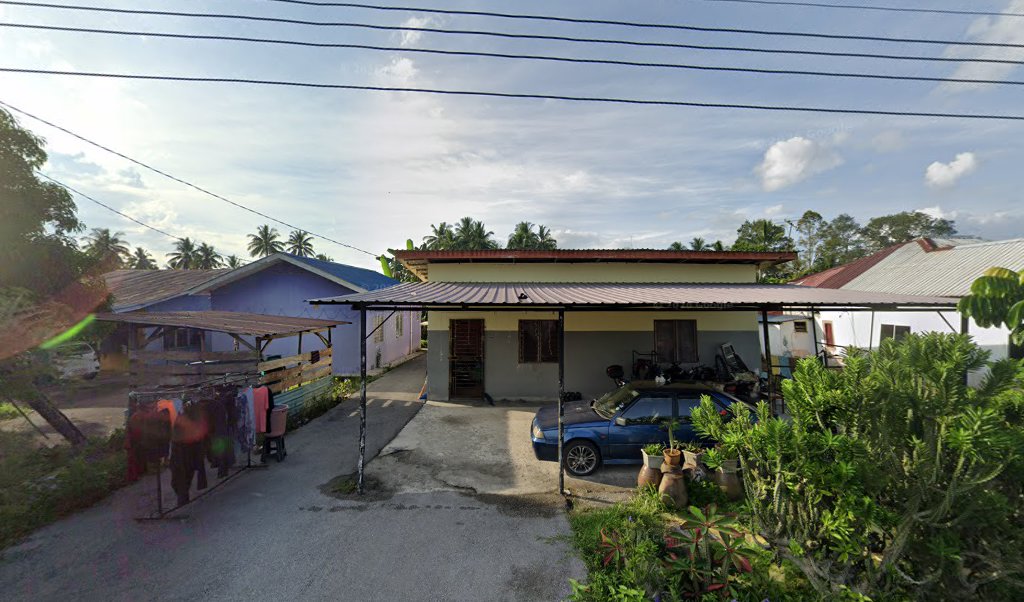 FUAD MOTOR in Asajaya