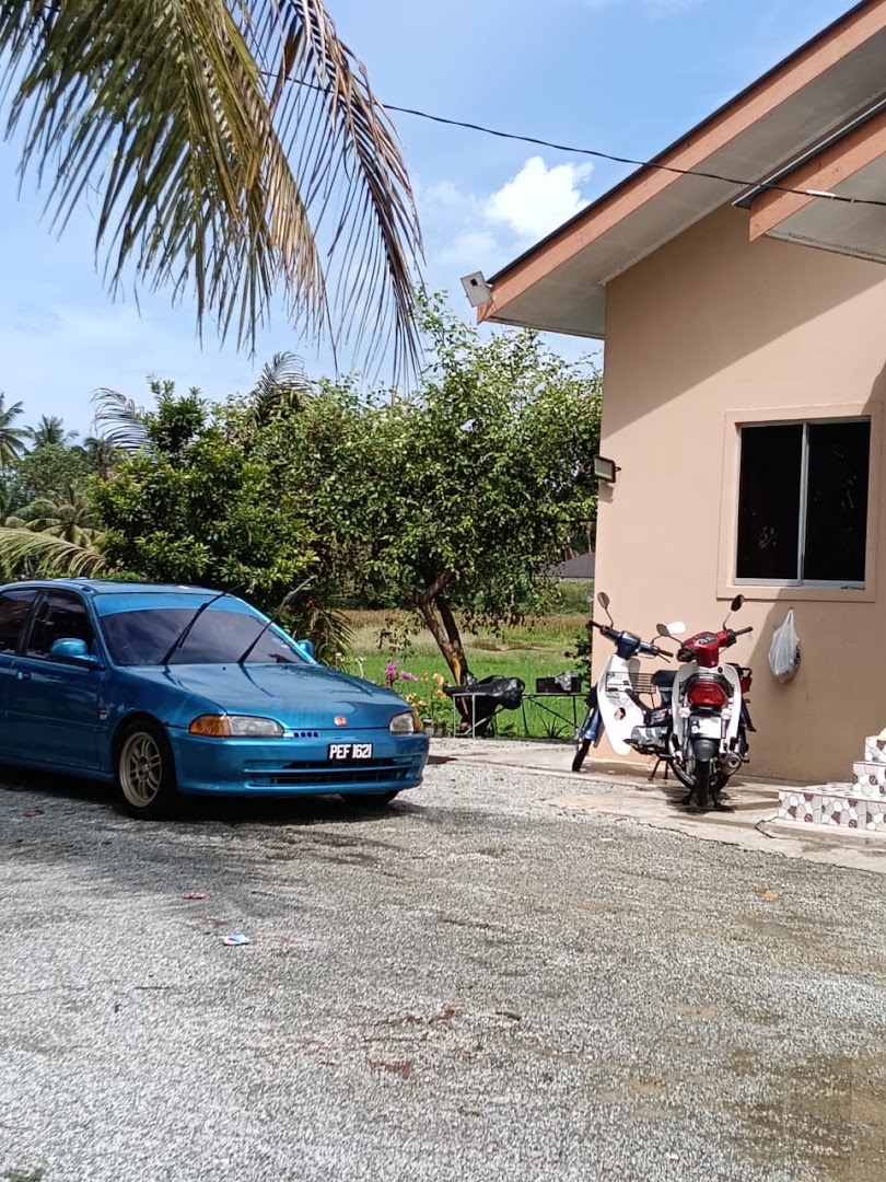 Motor workshop mechanic — photo 2