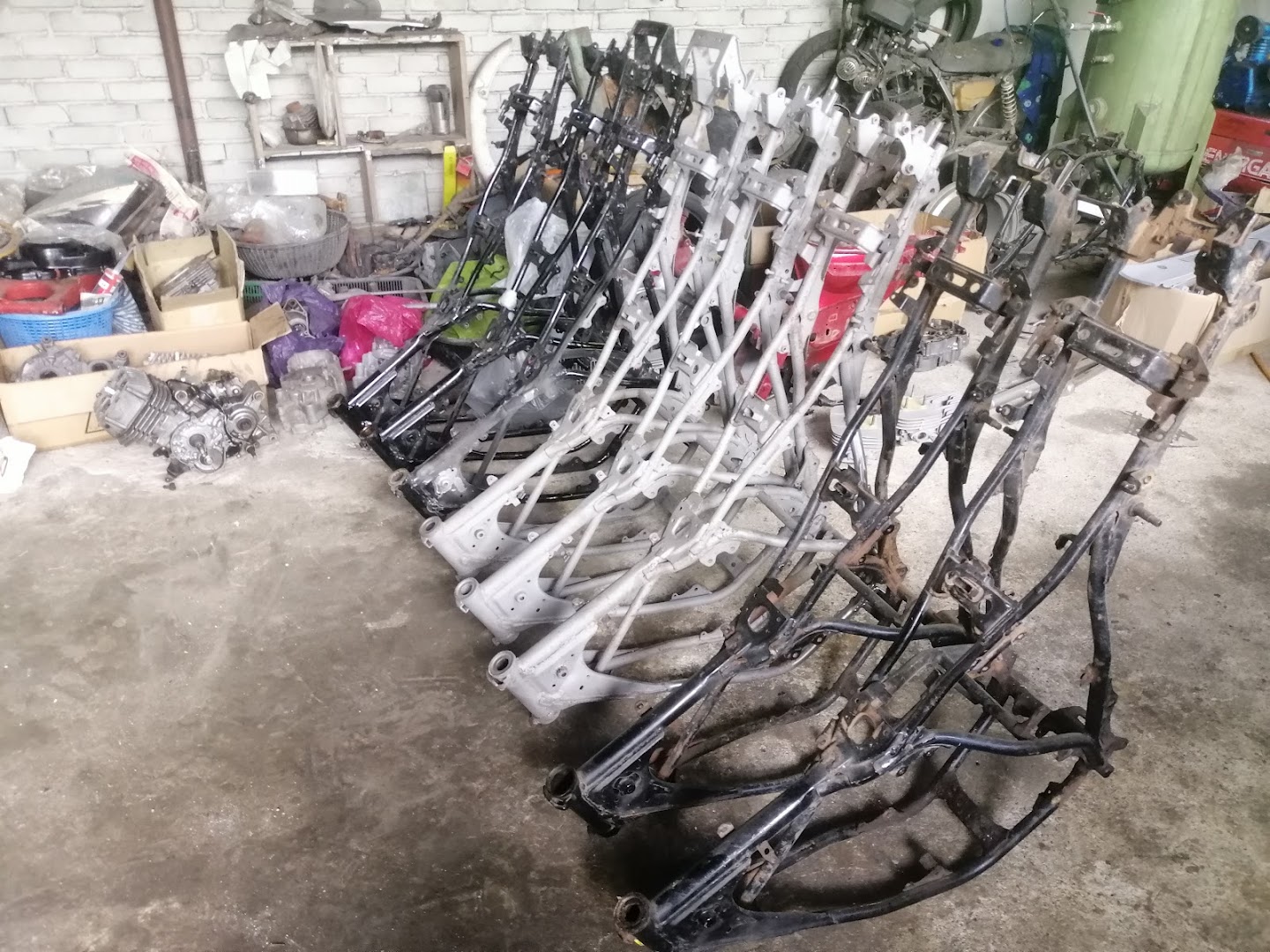 Garage Restore Peli in Tumpat