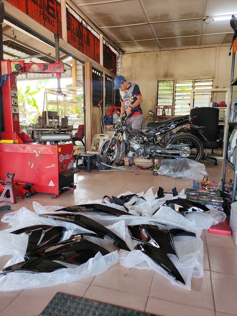 Dr Tayar Segamat ( Pusat Claim, Baikpulih & Servis Motorsikal / Motokar ) — photo 4