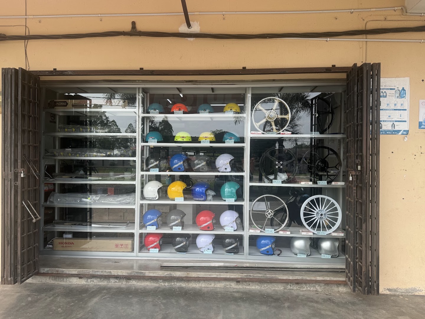 WAN LATI MOTOR — photo 2