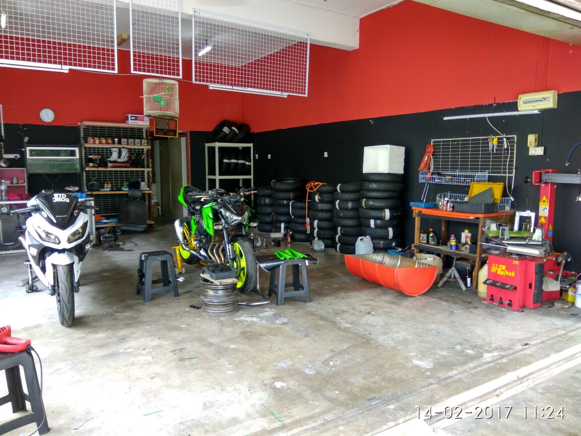 Bike Tyre Houze — photo 2