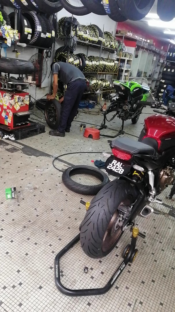 AJM MOTORSPORTS ALL SERVICE — photo 2