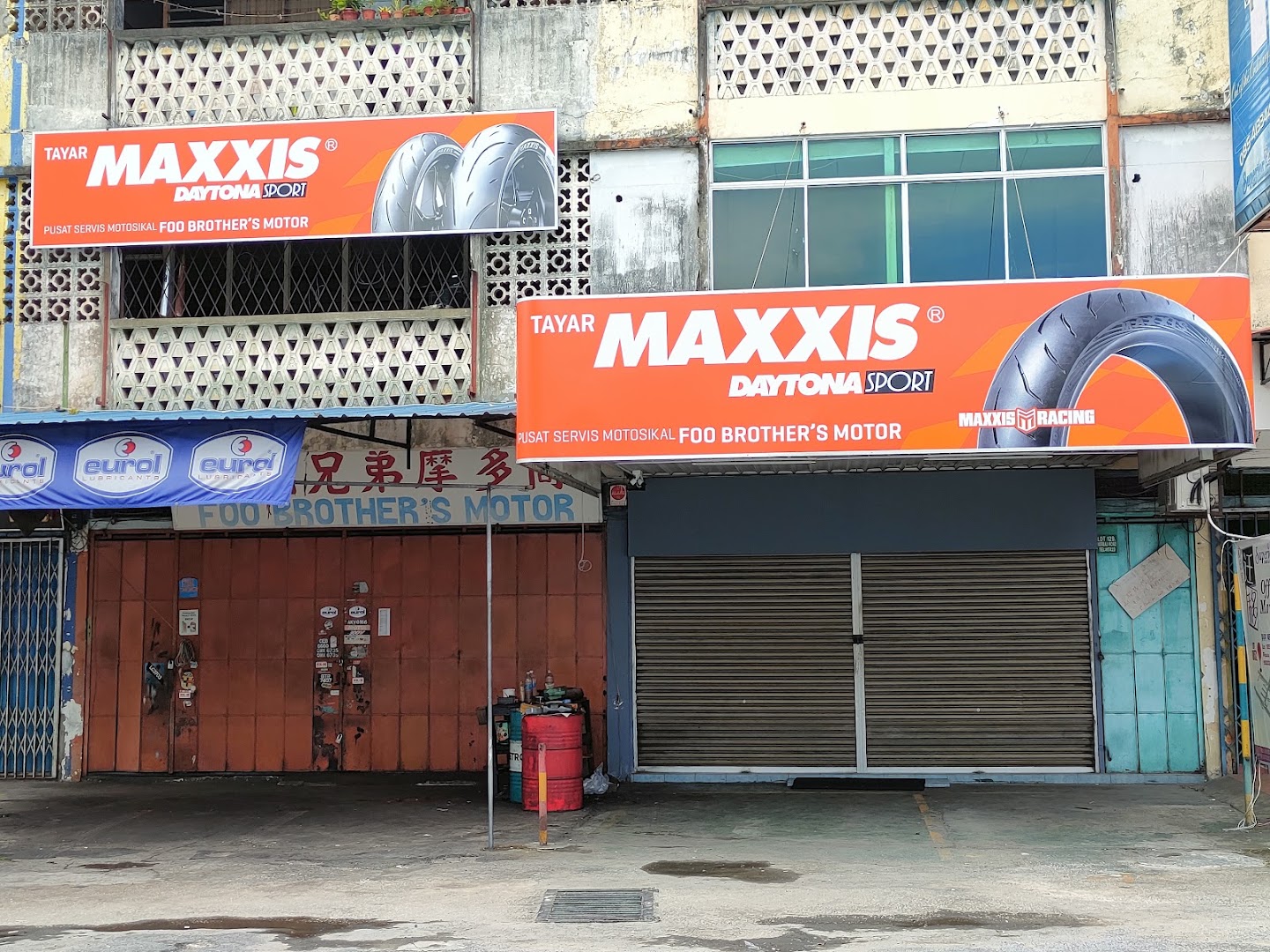 Foo Brother's Motor in Miri