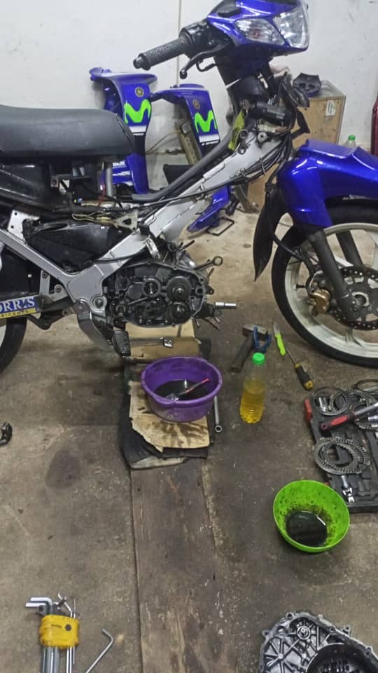 AIN MOTORSPORT — photo 2