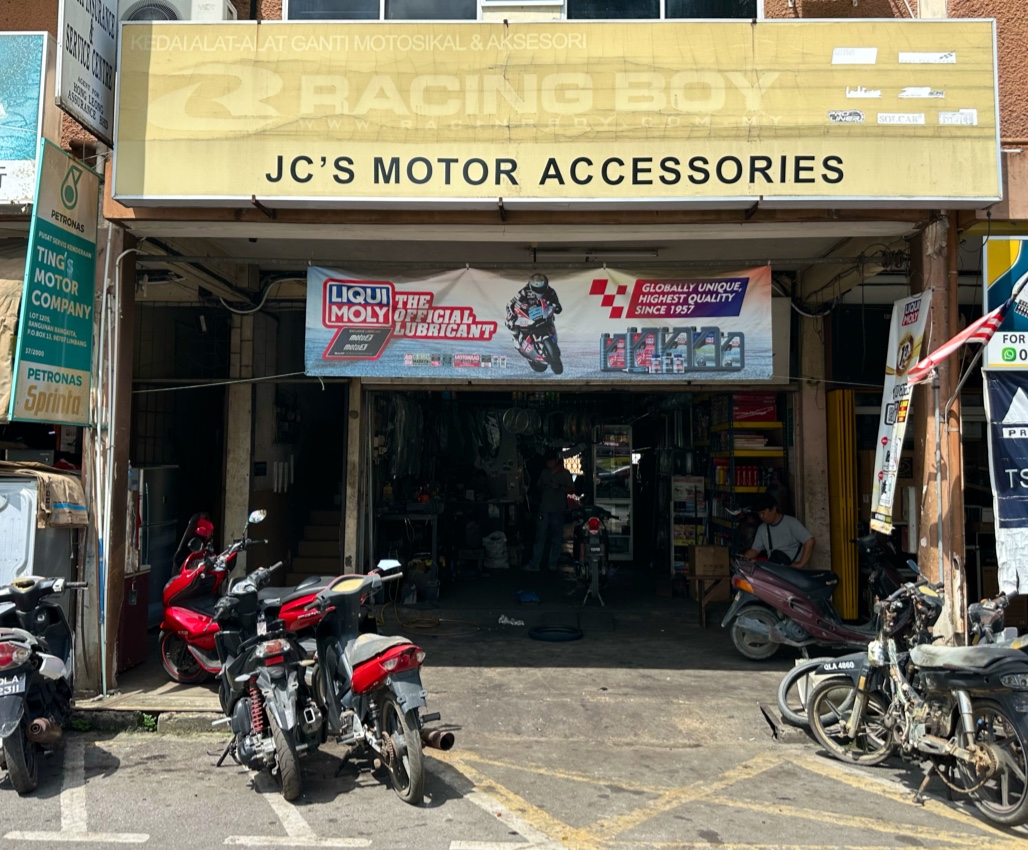 Ting`s Motor Company in Limbang