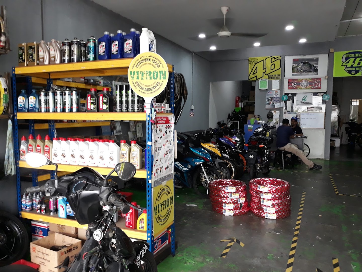 BMS Motor Garage — photo 3