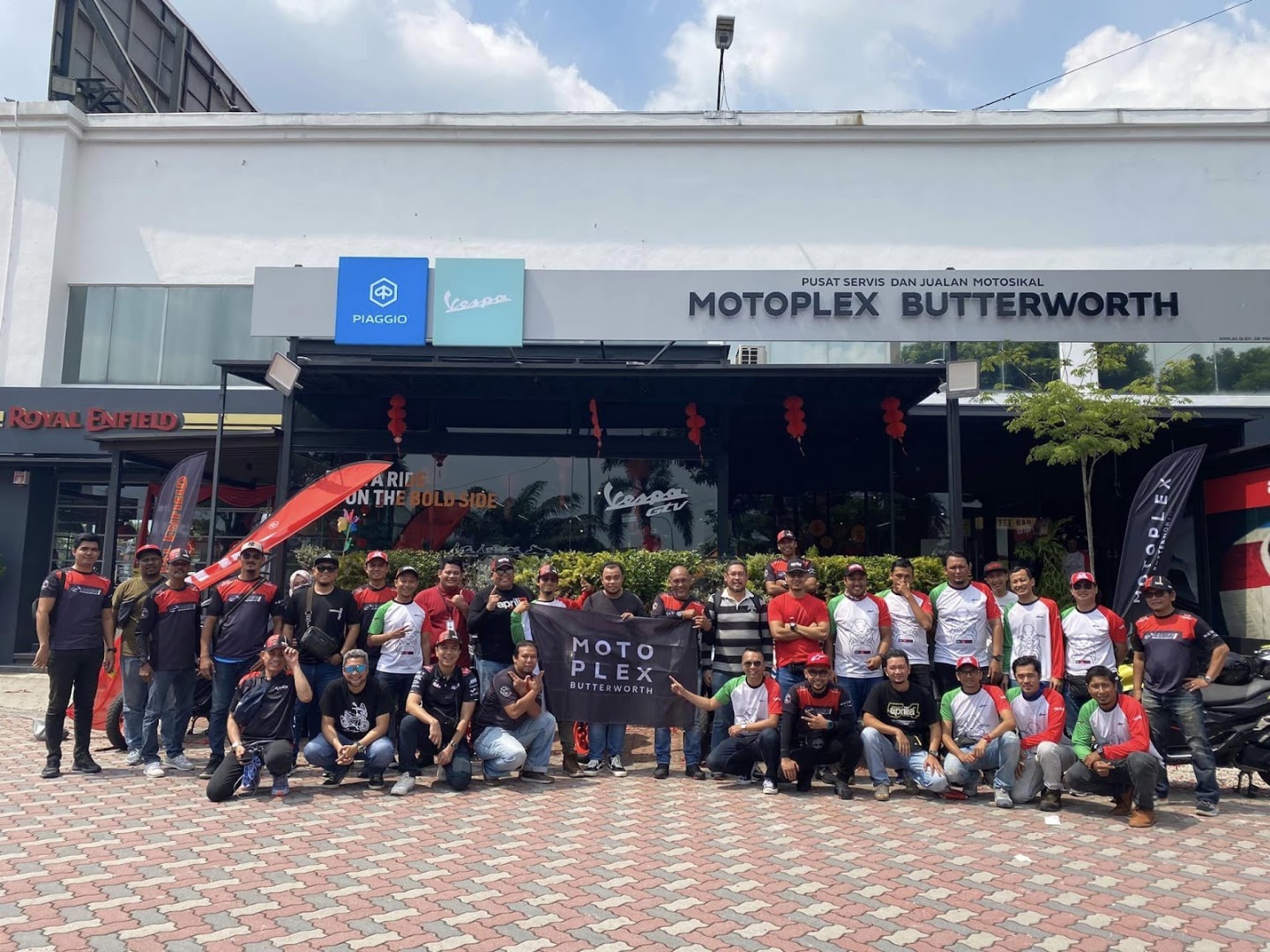 Motoplex Butterworth (Authorized dealer for Vespa, Aprilia, Moto Guzzi, Piaggio) in Perai