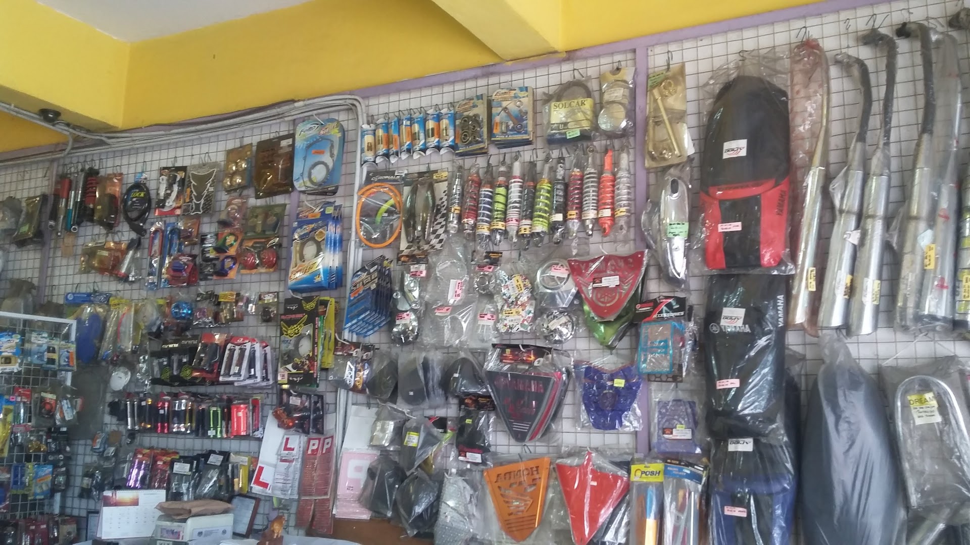 Castrol Bike Point - Impian Handal Sdn Bhd — photo 2