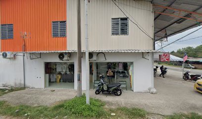 Yoyoo Garage in Chukai