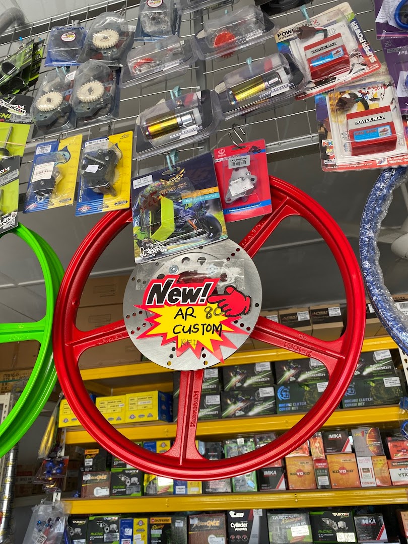 Billion motorsport trading in Pasir Mas
