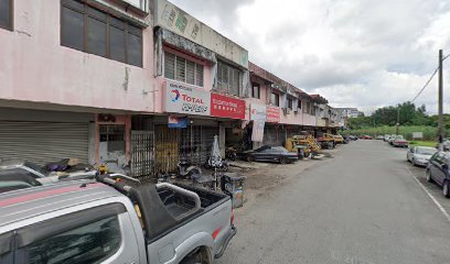 SS Lee Motor Trading 新順利摩哆商 in Senai