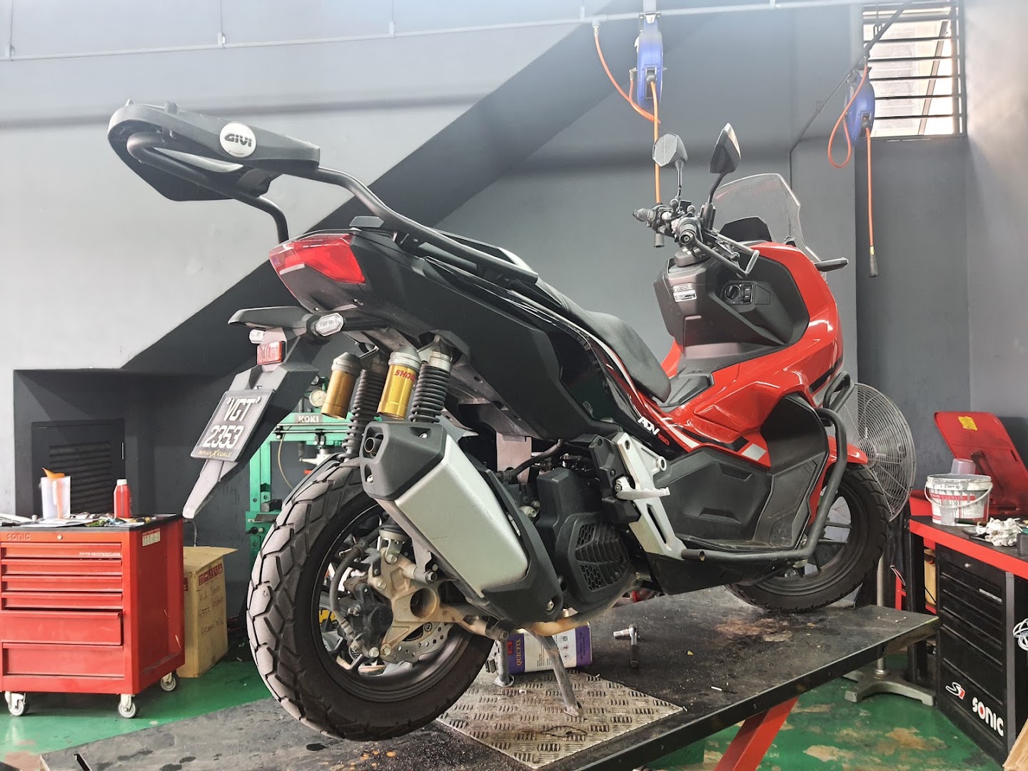 Honda Impian X - Teck Sime One Centre Selayang ( Kedai Motor ) — photo 5