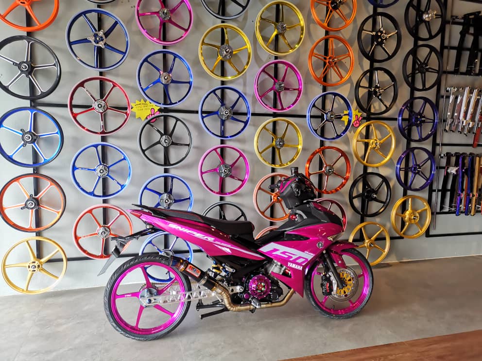 BTR BIKE SHOP — photo 3