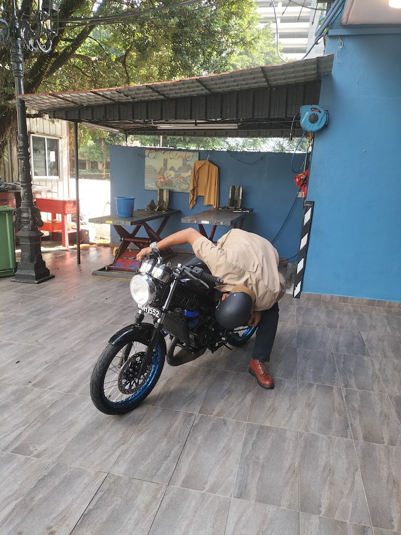 FARLANE MOTORSPORT & GHURAF BUILDER — photo 3