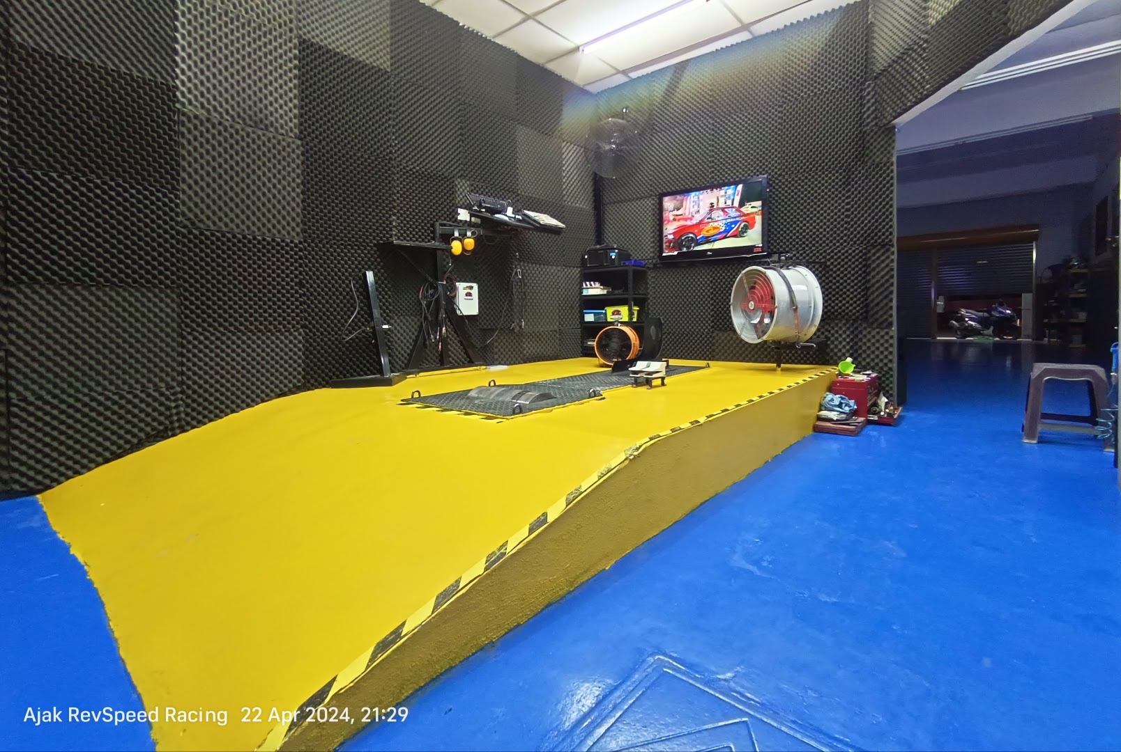 RevSpeed Racing Dynobike — photo 5