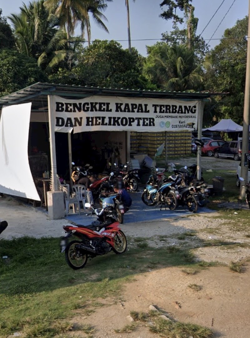 Bengkel Kapal Terbang Dan Helikopter — photo 3