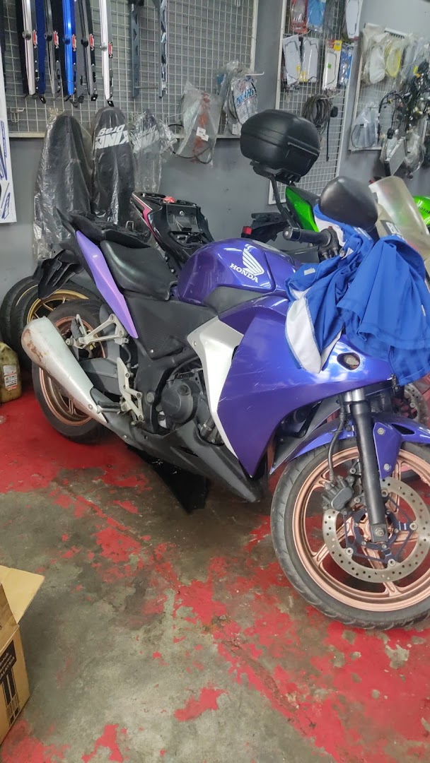 KR MOTORSPORT — photo 2