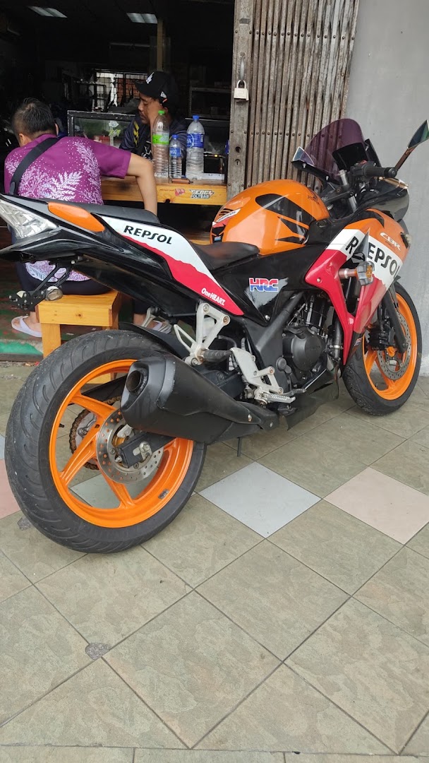 KR MOTORSPORT — photo 3