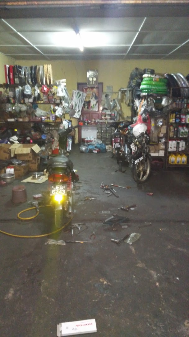 Liana Motorcycle Repair — photo 1