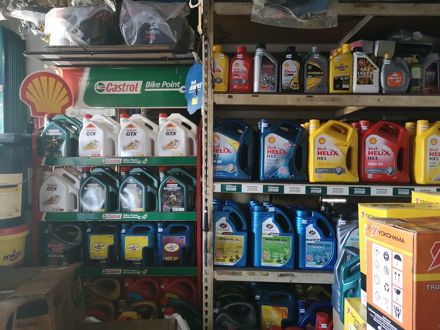 Castrol Bike Point Syarikat Perniagaan Lapan Intan — photo 2