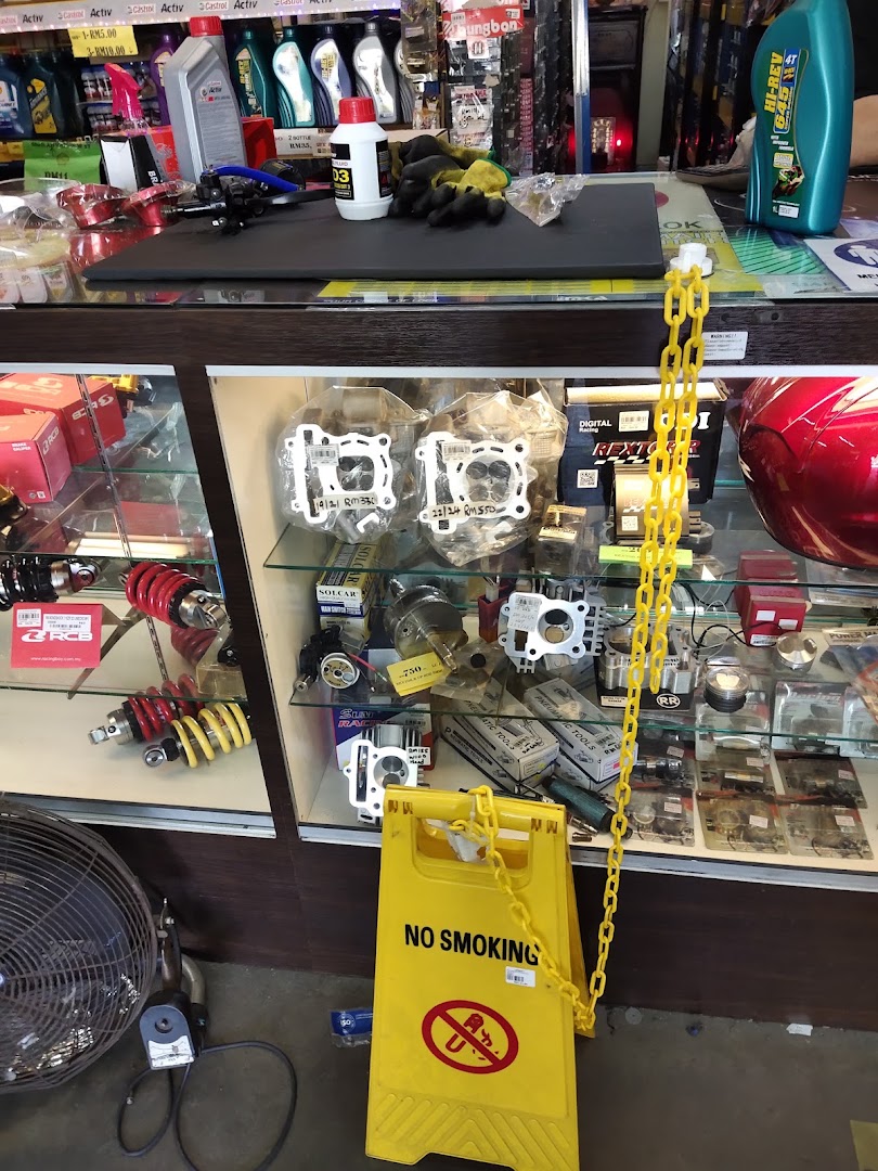 Castrol Bike Point - Hong Lee Motor & Cycle Enterprise — photo 3