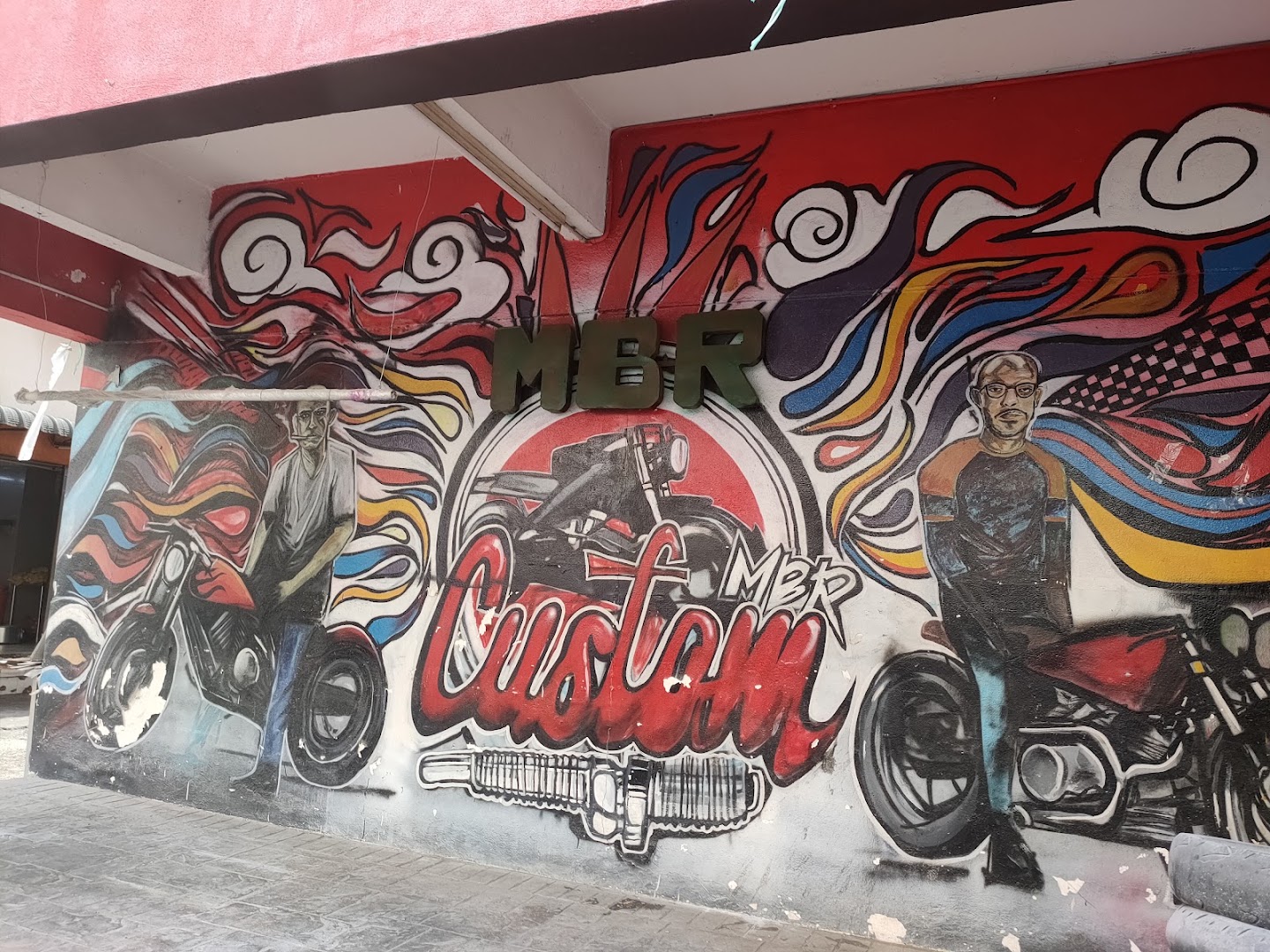 BAD SOUL CYCLES & CUSTOM — photo 2