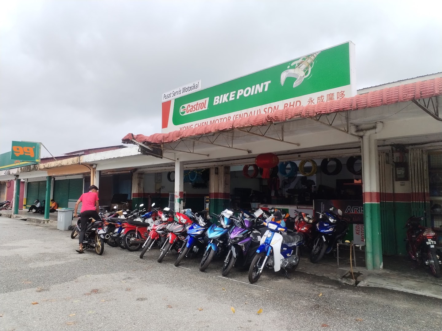 YONG CHEN MOTOR ENDAU SDN BHD in Endau