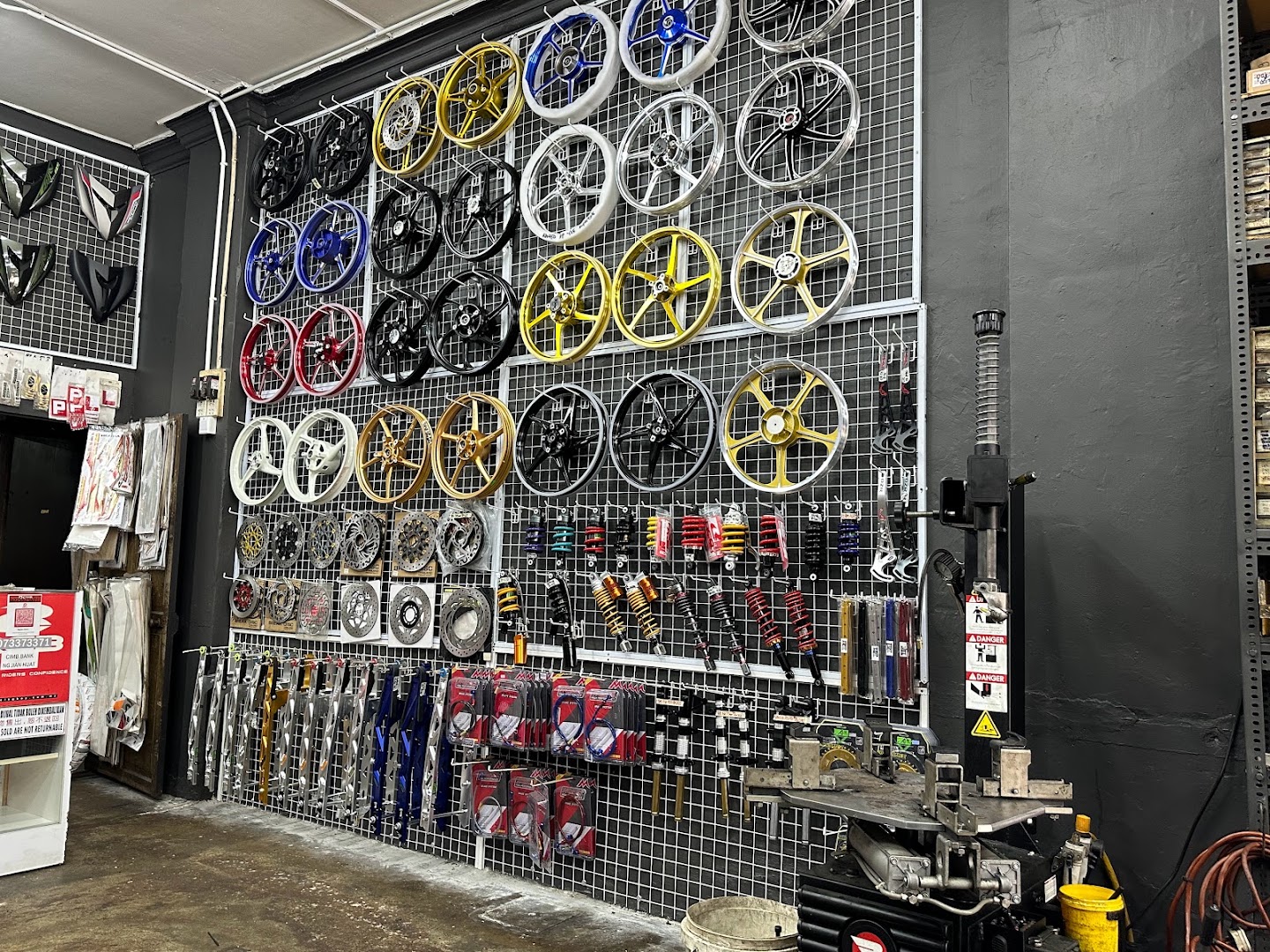 KEDAI MOTOR REMBAU CHOP SEONG HIN — photo 3