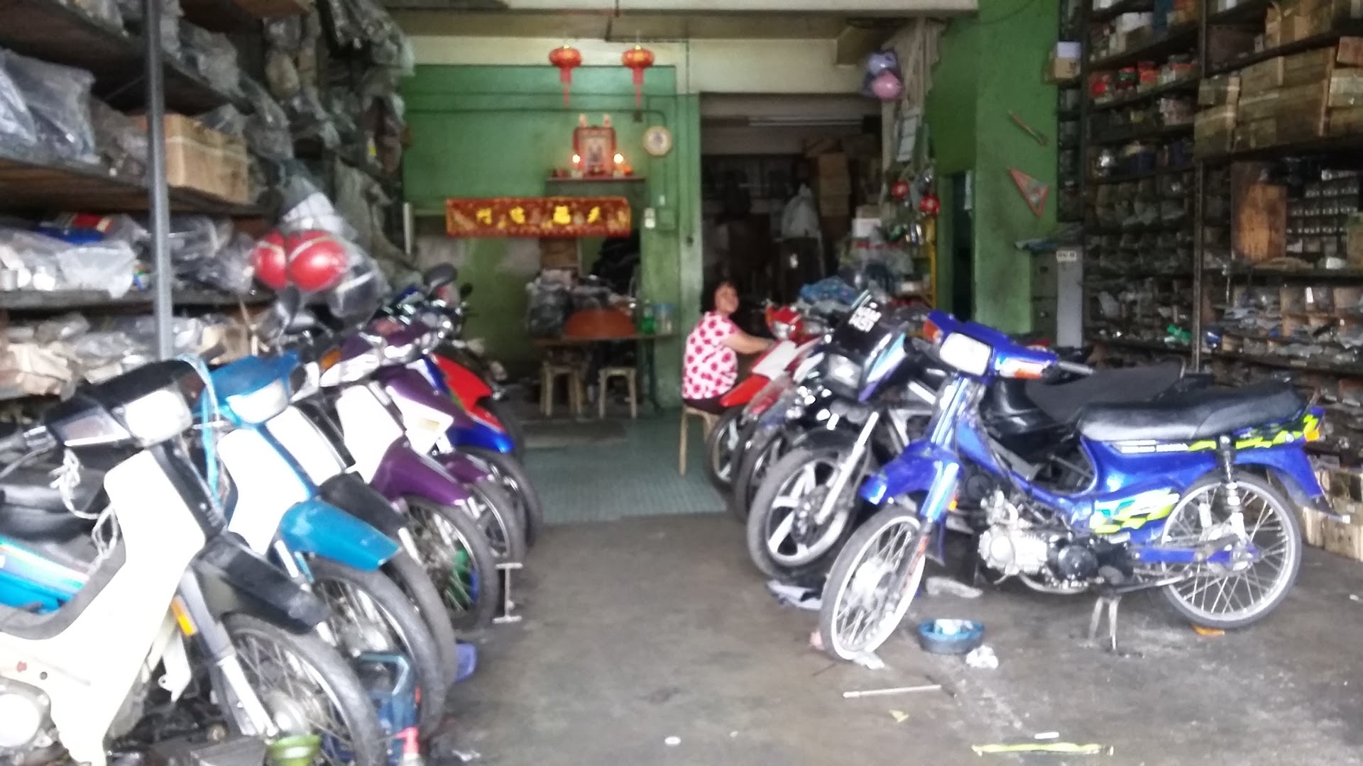 Lun Thai And Sons Motor Company — photo 3