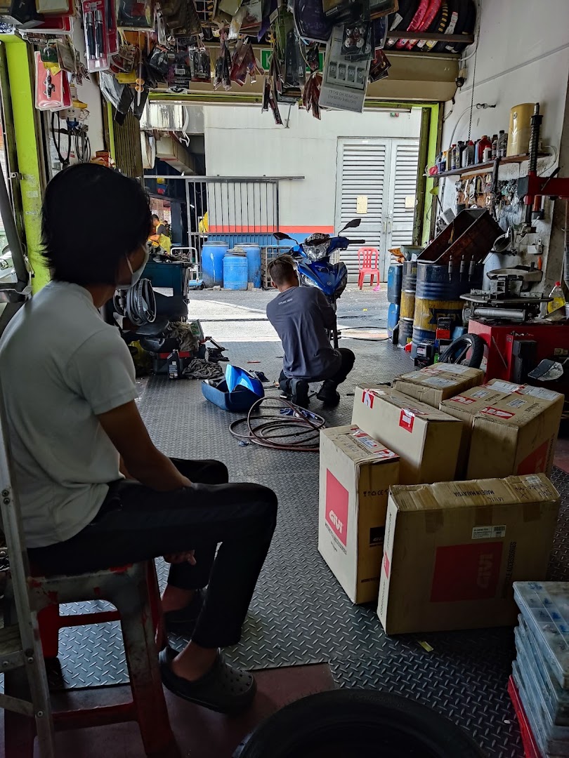 S H BIKERS SDN BHD (BANGI) — photo 2