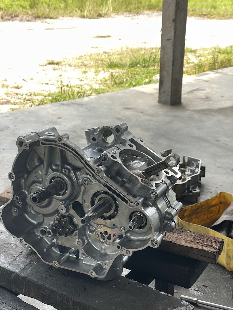 ZMR Garage — photo 2