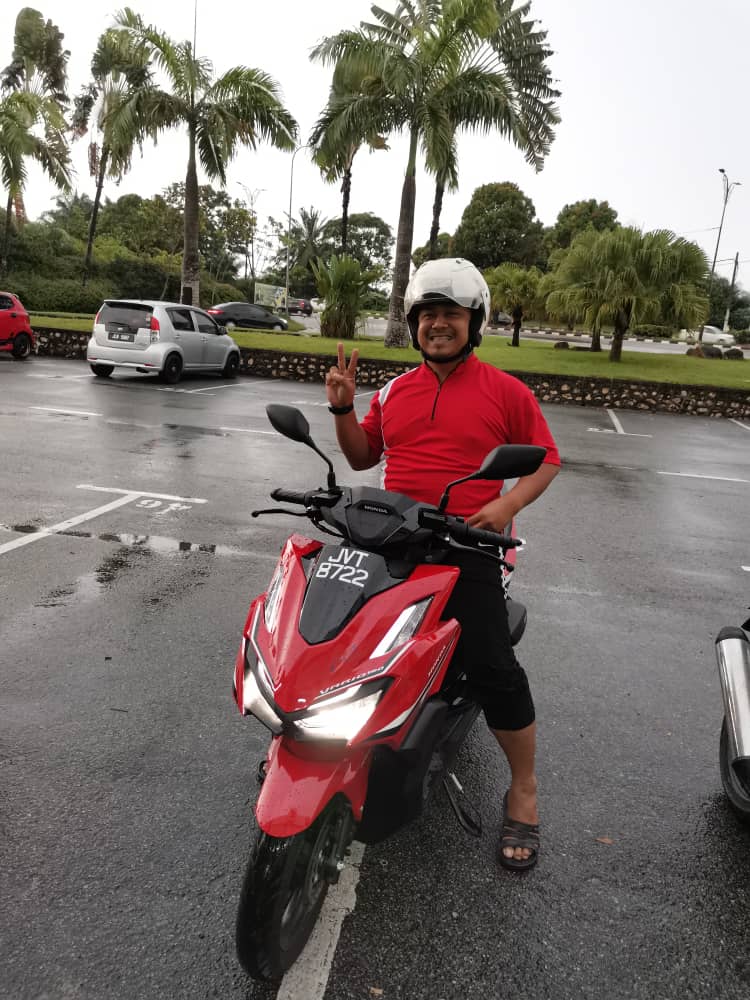 Honda Impian X - Fook Yong Motor (Ulu Tiram) — photo 2