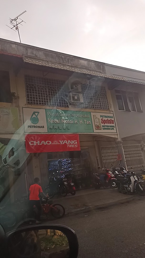 Kedai Motor H. H. Tan in Malacca