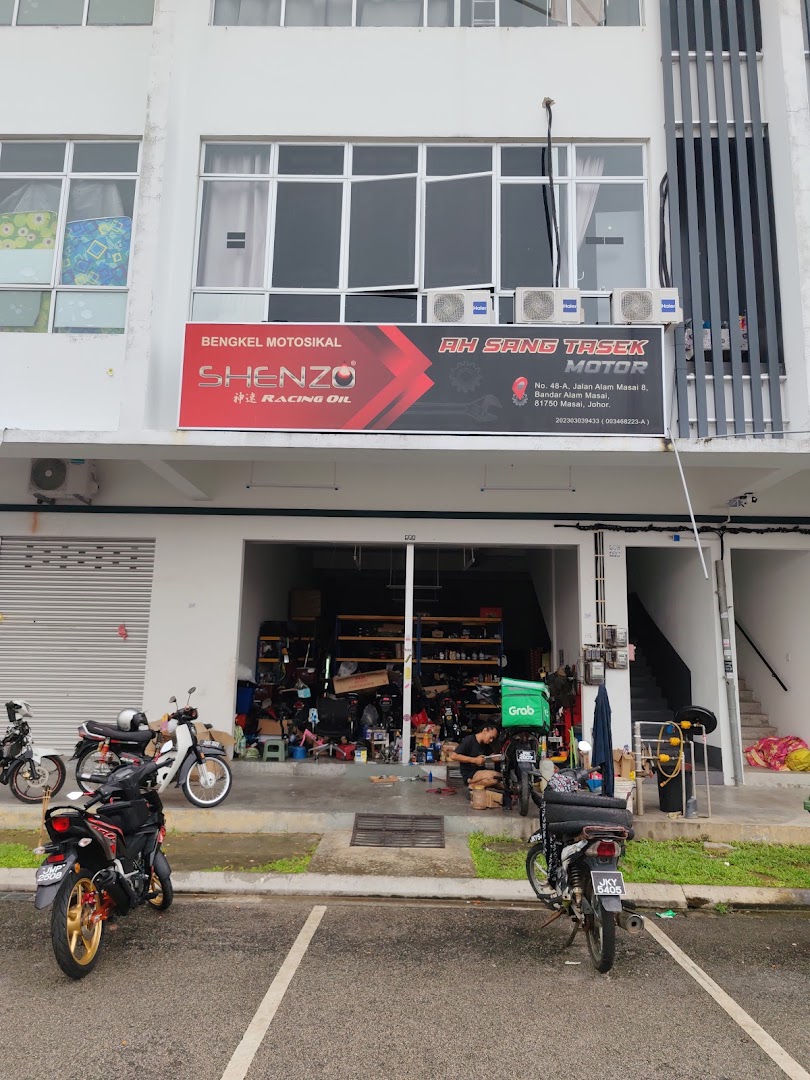 Kedai Baiki Motorsikal in Masai
