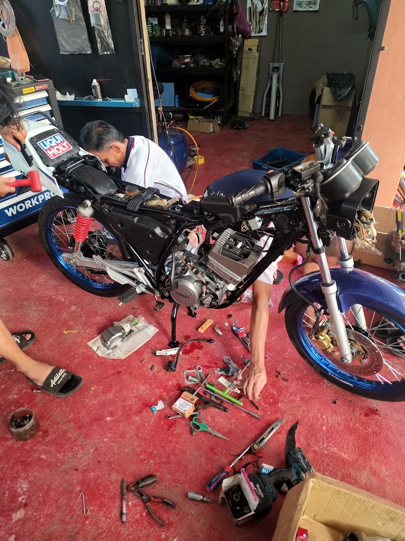 bengkel moto halim garage — photo 2