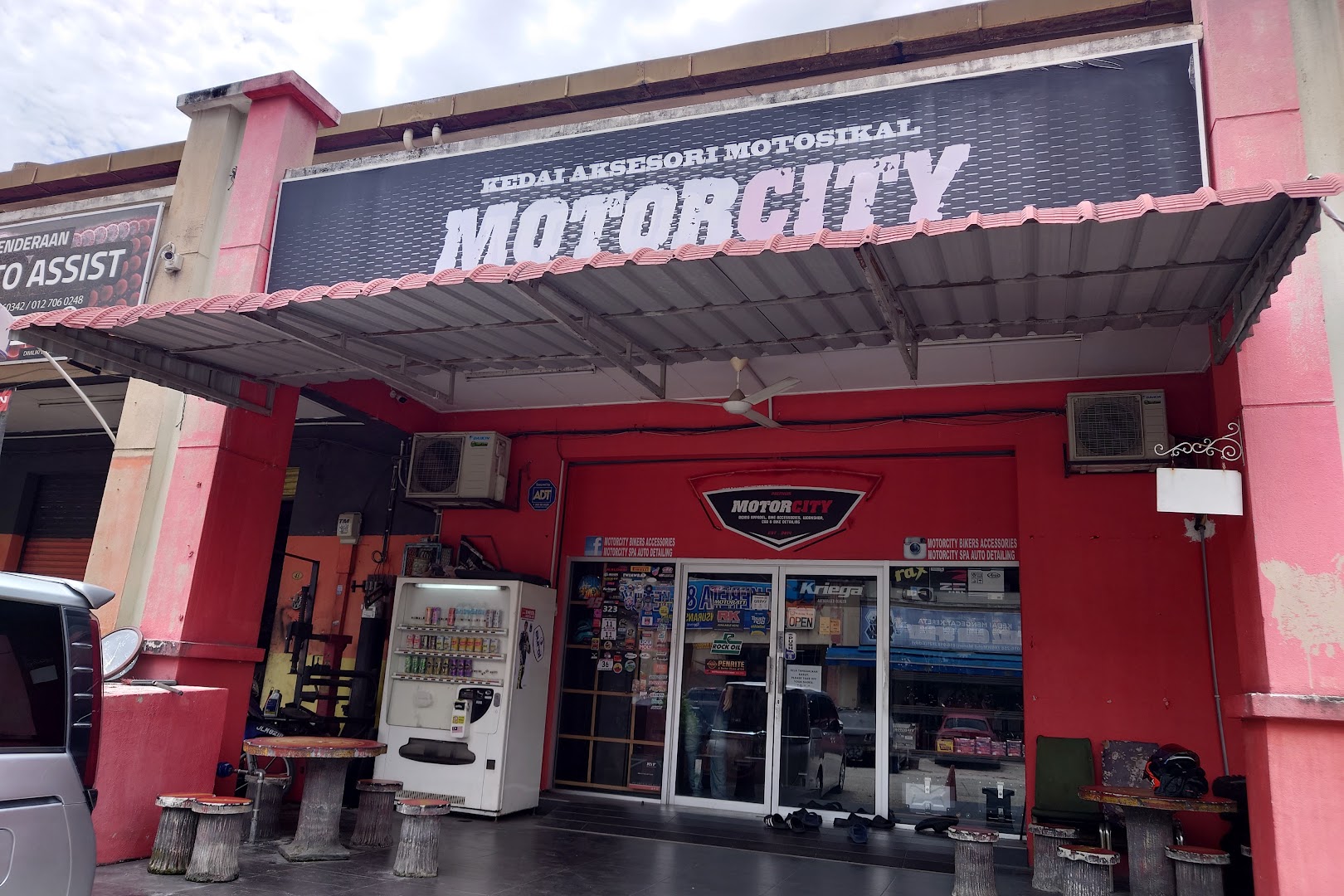MotorCity Bikers Accessories in Seri Kembangan