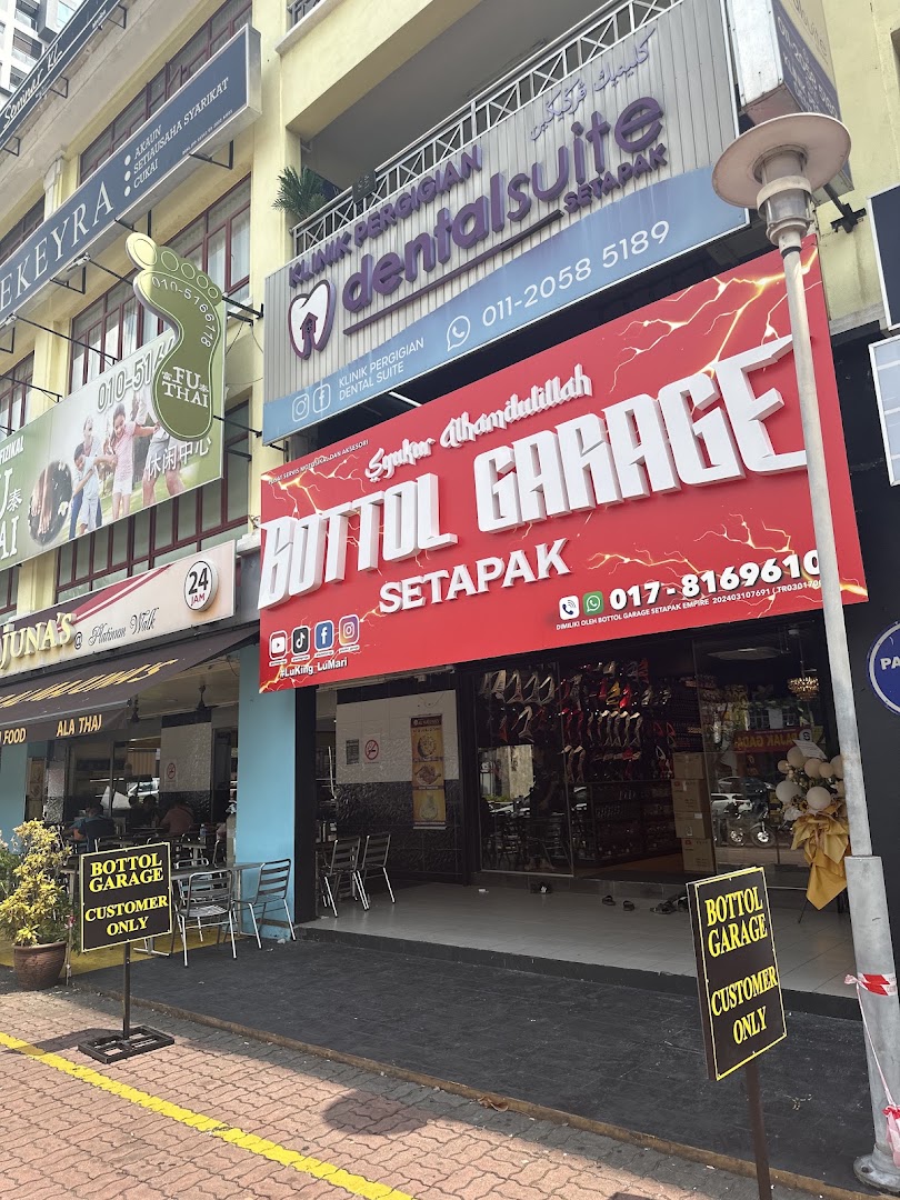 BOTTOL GARAGE SETAPAK — photo 1