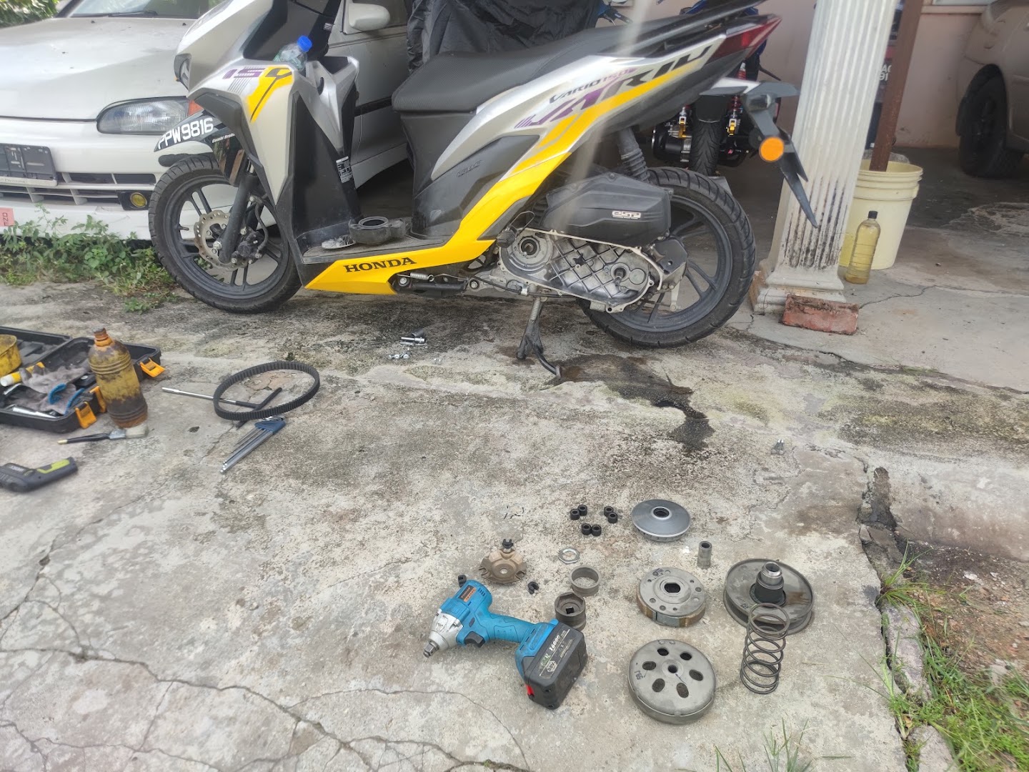 Ujang Scooter Service in Butterworth